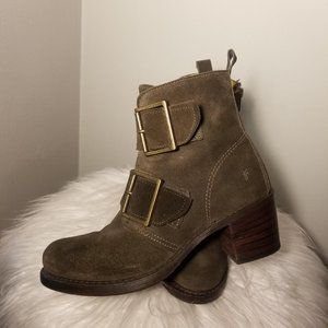 Frye Sabrina Double Buckle Suede Booties in Olive Green Size 8.5